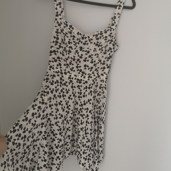 Joie Maude silk handkerchief dress - Picture 2 of 7